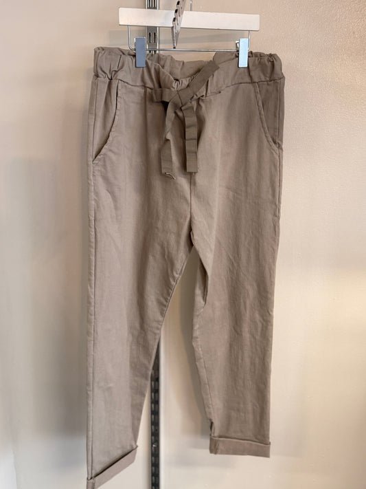 MAGIC JOGGERS