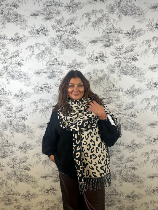 LAYLA SCARF