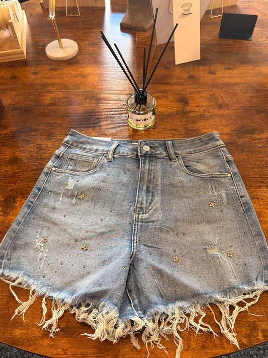 BUTTERFLY SHORT