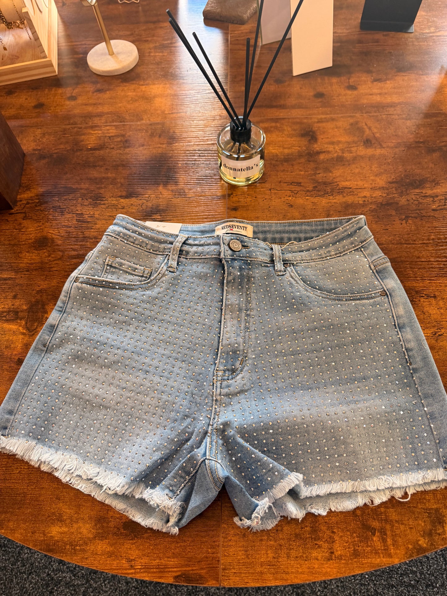 SPARKLE SHORT