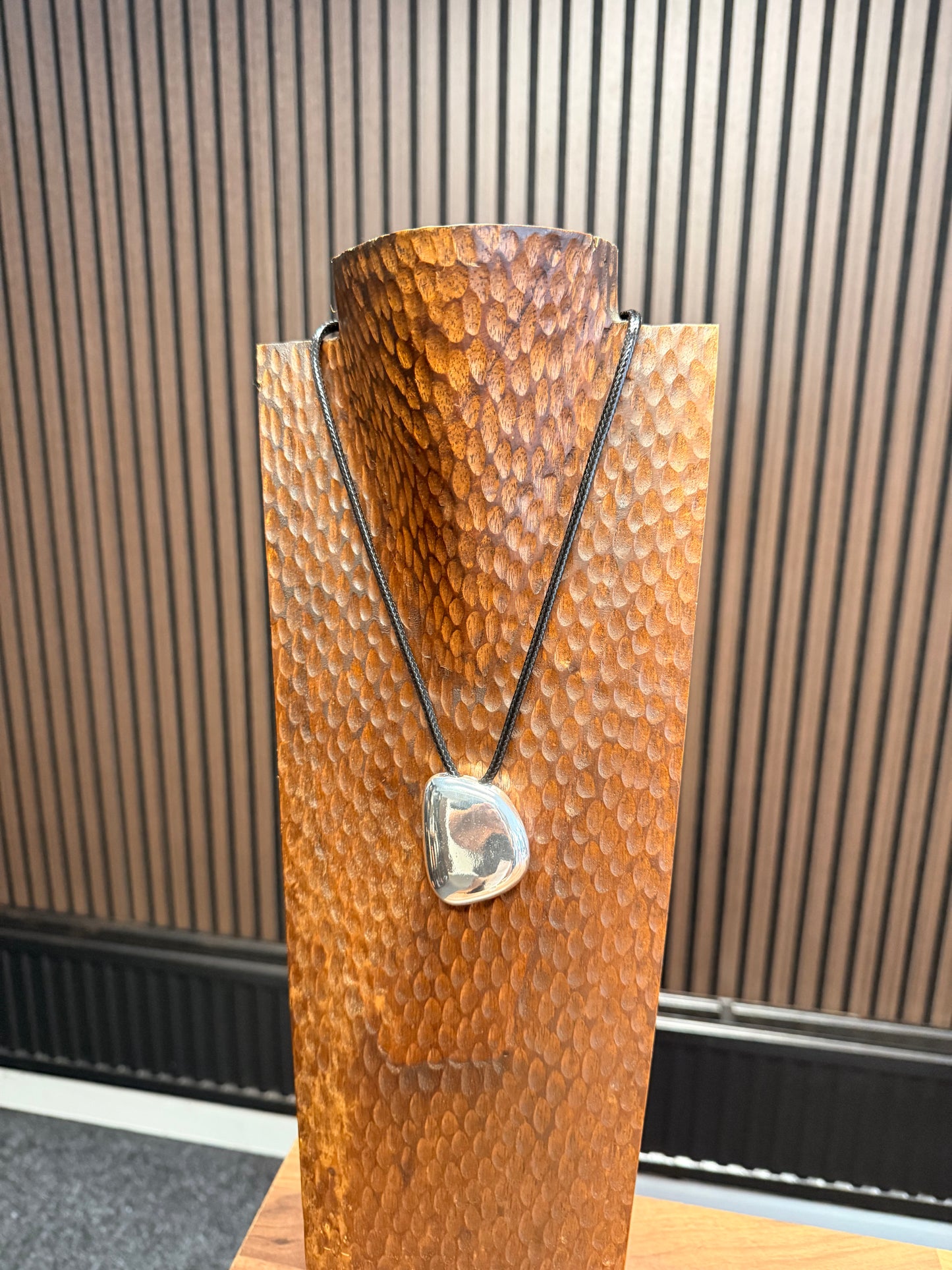 601 NECKLACE