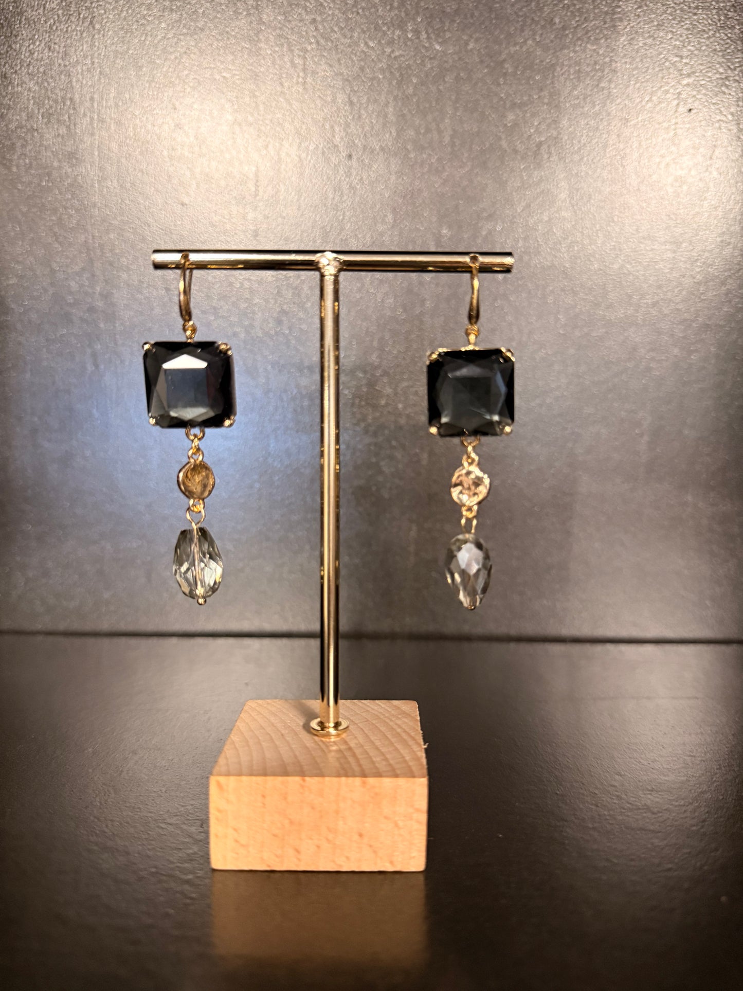 579 EARRINGS