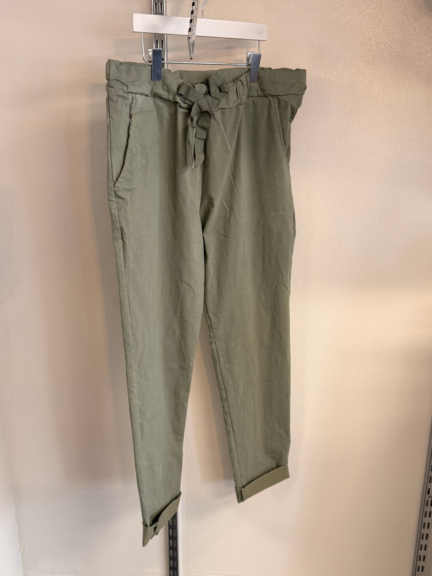 MAGIC JOGGERS