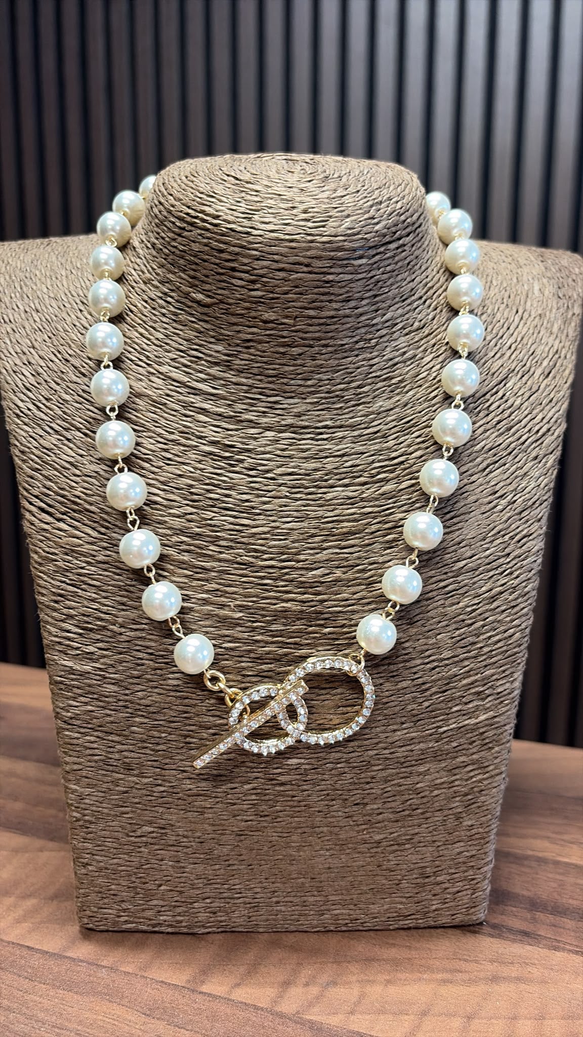543 NECKLACE