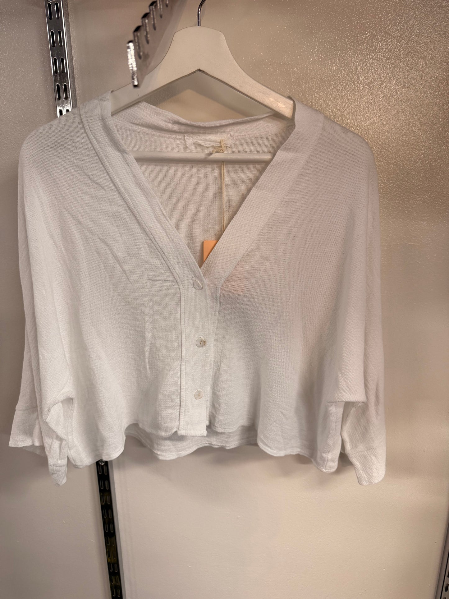 FLORIE BUTTON FRONT TOP