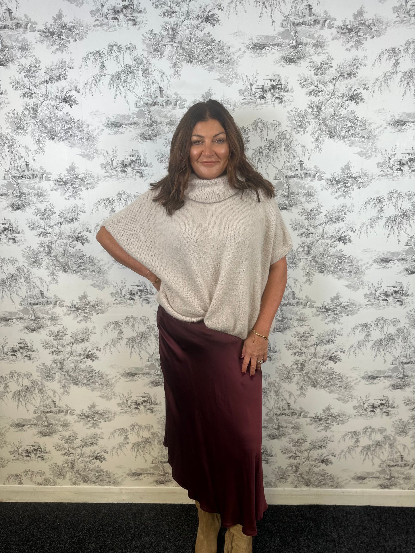 SATIN SKIRT