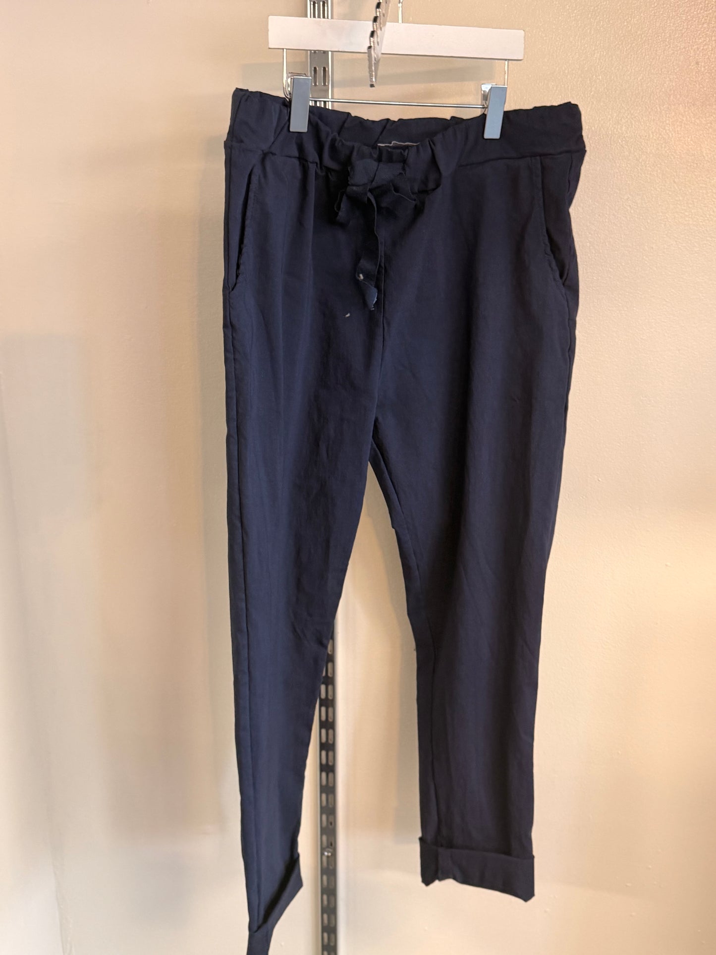 MAGIC JOGGERS