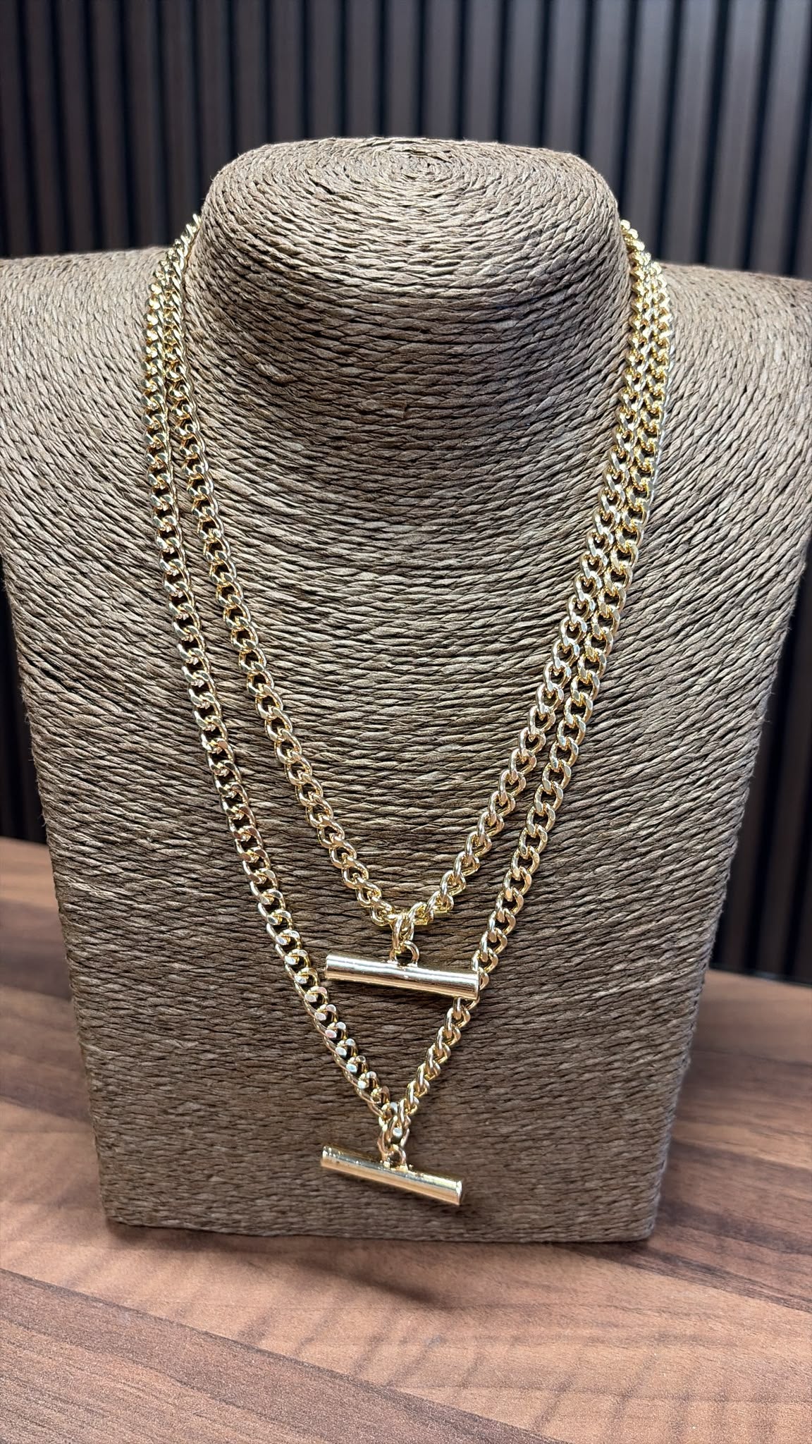 4861 NECKLACE