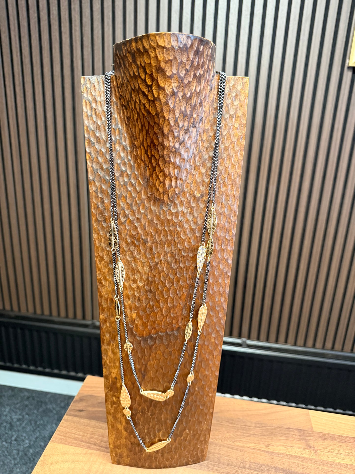 623 NECKLACE