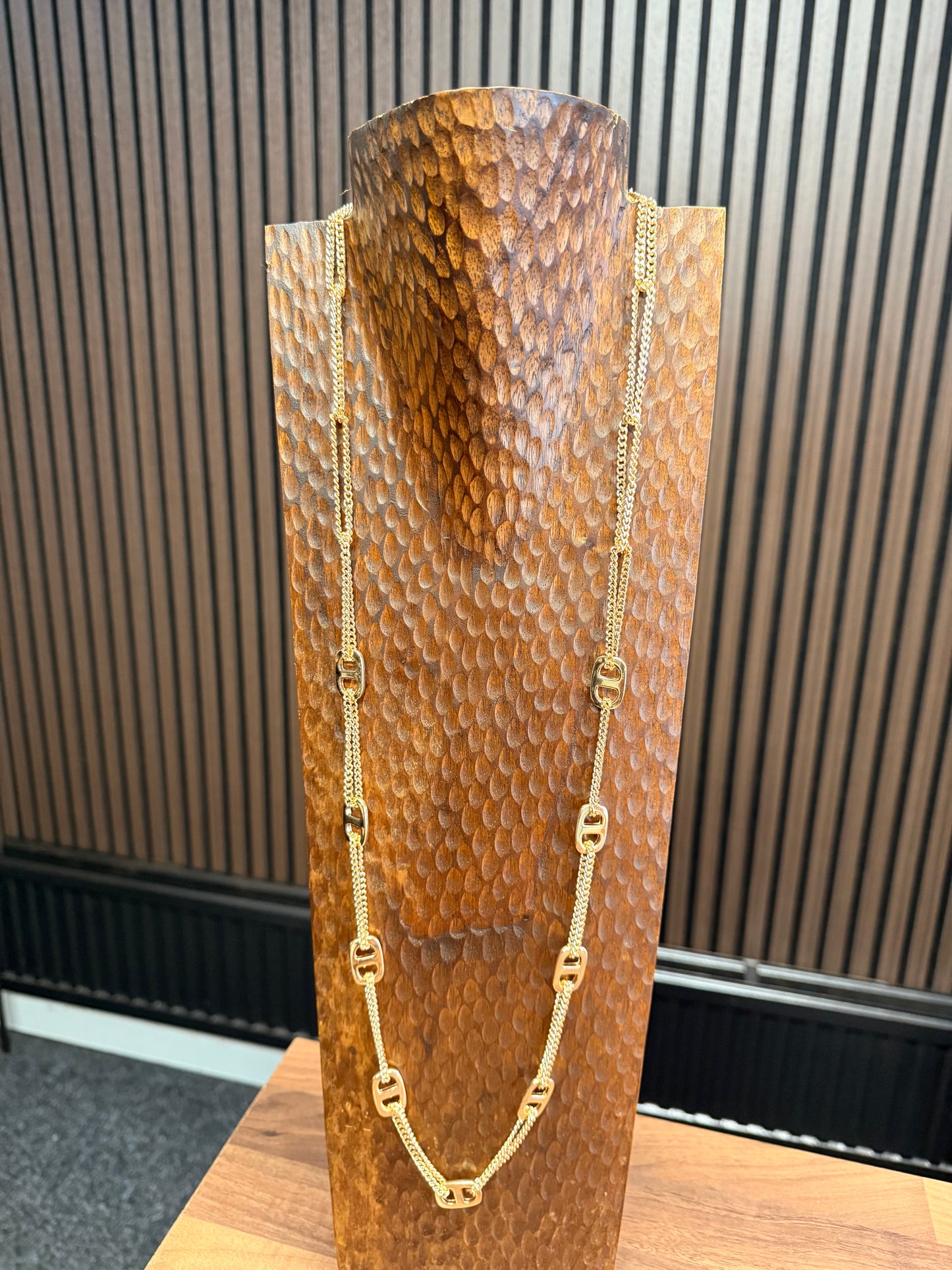 4875 NECKLACE