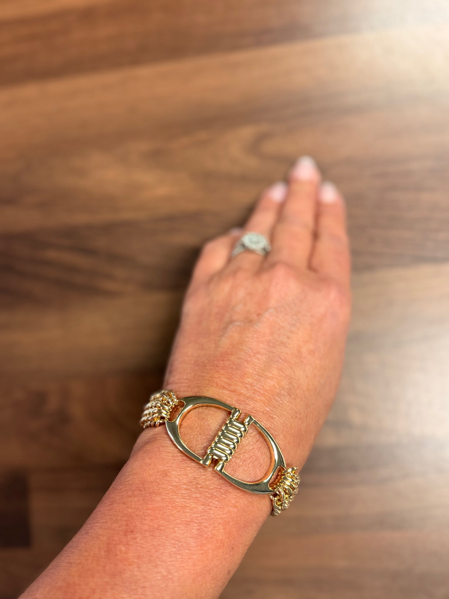 639 BANGLE