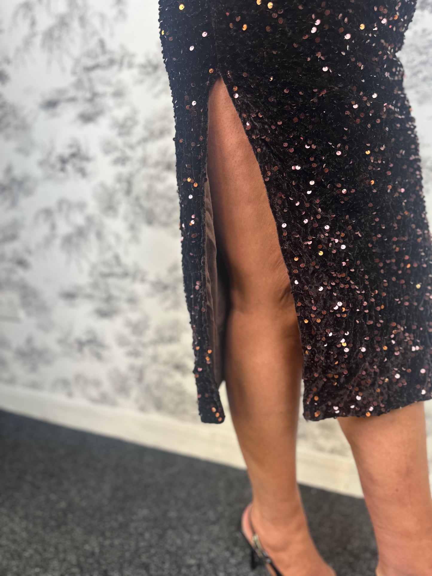 SARA DRESS