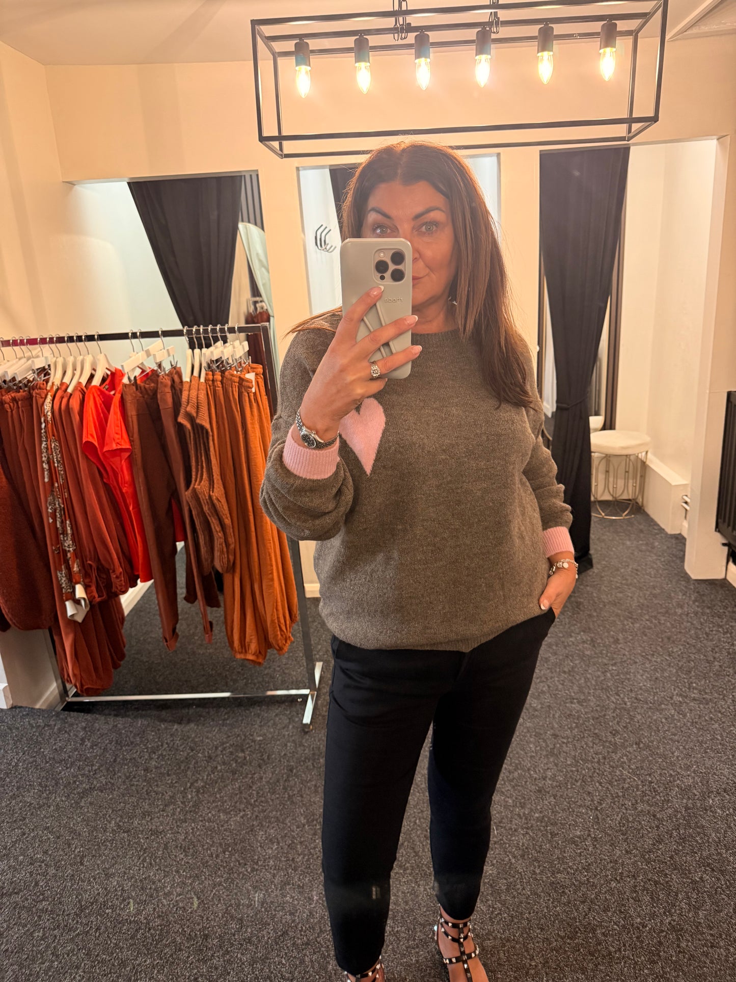LARRY HEART KNIT