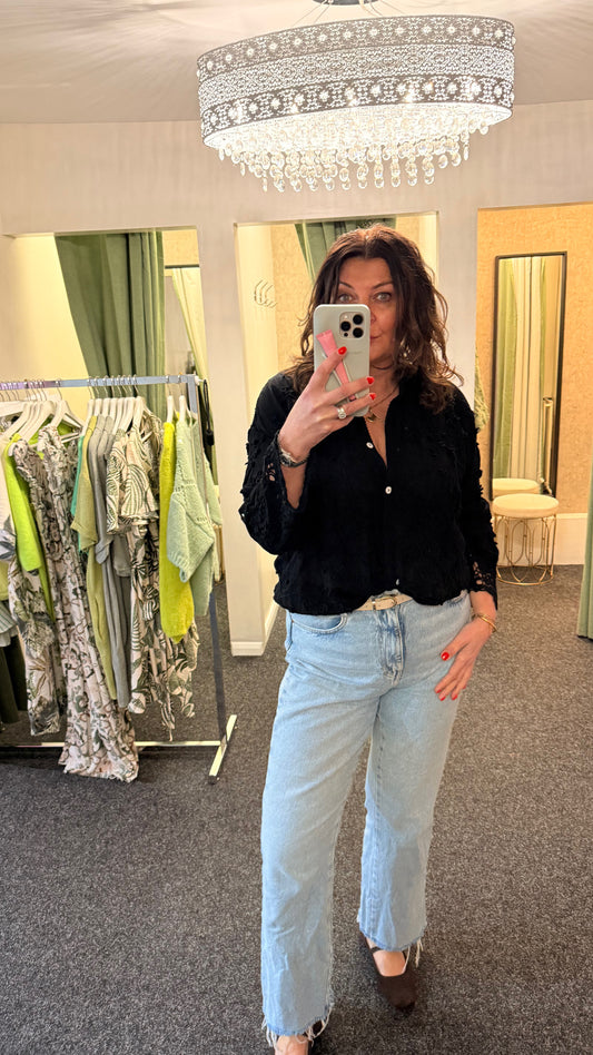 LORNA ONE SHIRT