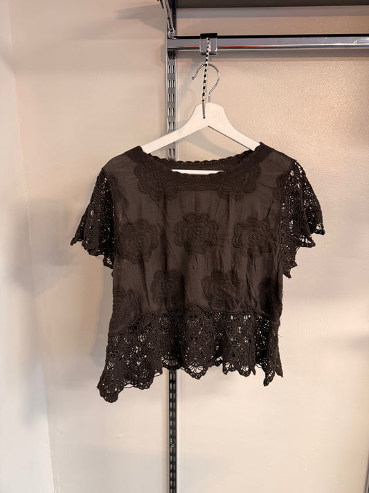 CROCHET TRIM TOP